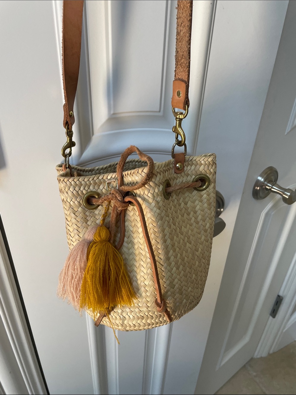 Boutique Mini Straw Bucket Bag with tassel